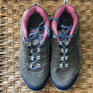 Easy Spirit Leather Gray and Pink Hiking Shoes